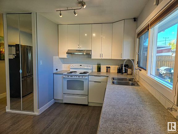 3rd image of 13440 113th St NW