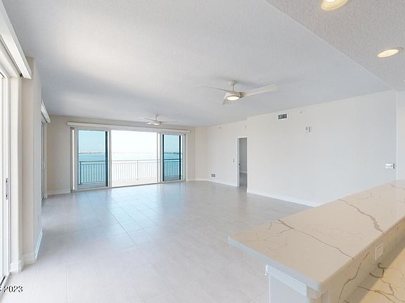 4th image of 1465 S Harbor City Blvd #801