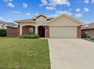 9128 Saint Barts Rd, Fort Worth, TX 76123
