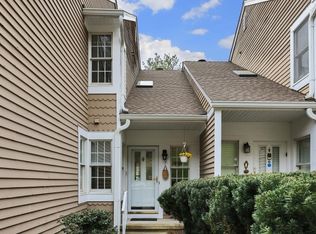 7 Dorset Ln, Bedminster, NJ 07921