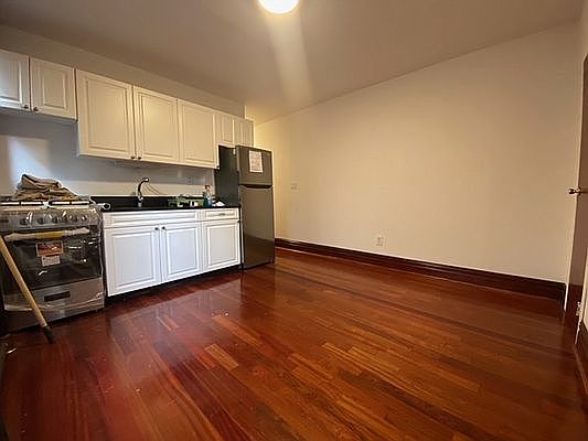 1st image of 119 E 96th St APT 9