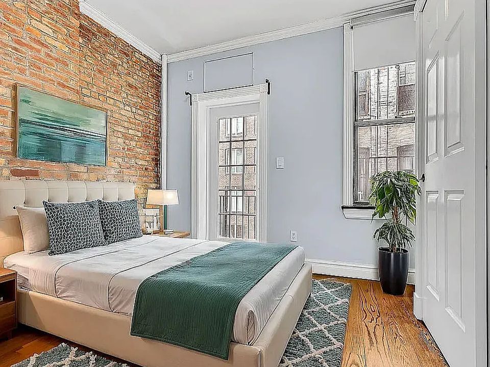 2nd image of 248 Mott St APT 17