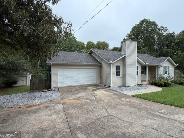 15 Mays Ct, Stockbridge, GA 30281