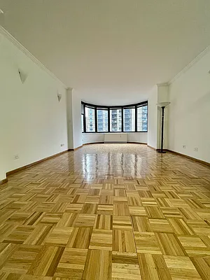 Rented by Vertical Real Estate LLC | media 34