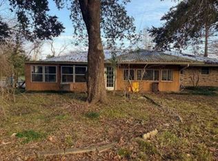1145 Begnaud Rd, Arnaudville, LA 70512