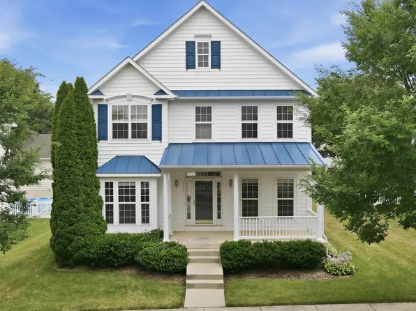 341 Bullskin St, Charles Town, WV 25414