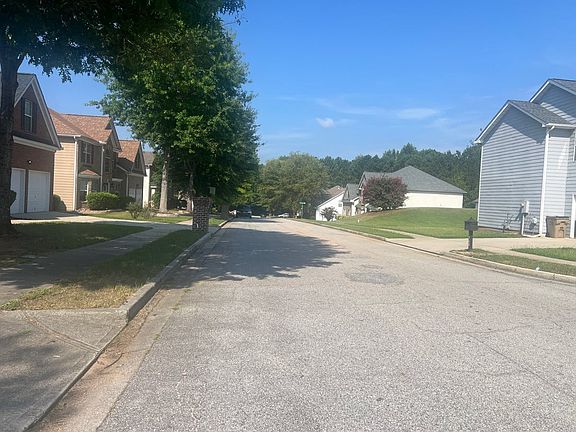5th image of 3675 Arminto Dr