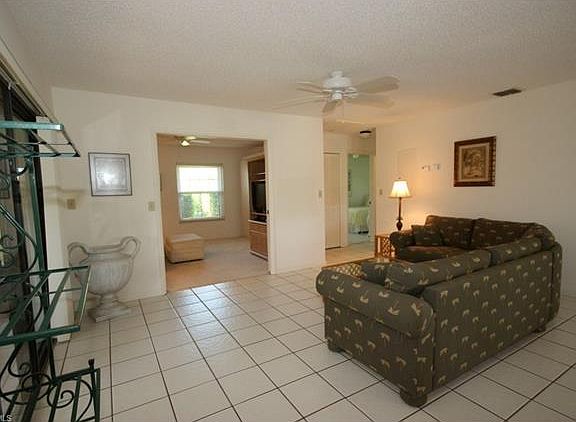 3rd image of 135 Clyburn Way E #E-e-1