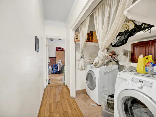 1011 Banner Avenue image 10 of 23