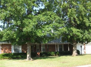 2901 N Windsor Pl, Oklahoma City, OK 73127