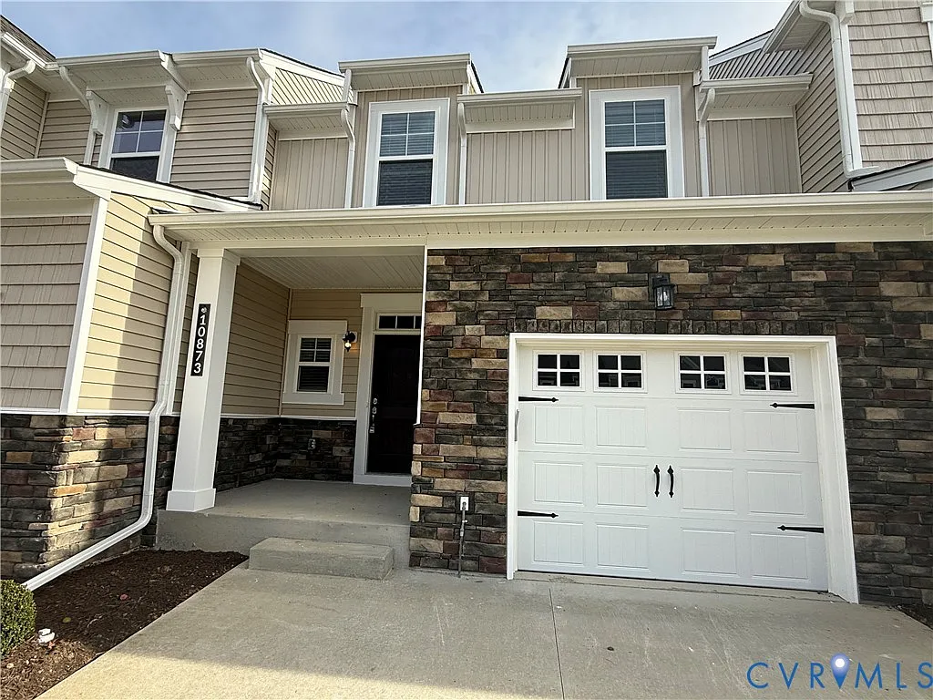 Building Photo - 10873 Farmstead Mill Lane Gln