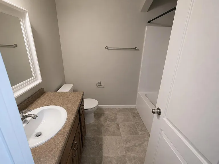 864 Compass Loop — Photo 8