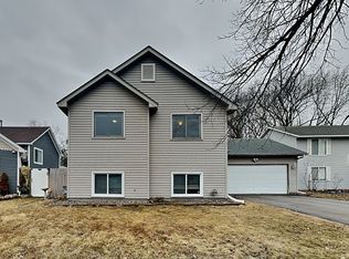 404 9th St, Farmington, MN 55024
