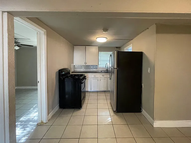 311 Randall St #1 — Photo 6