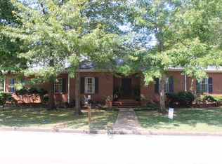 107 Candlewick Rd, Hattiesburg, MS 39402