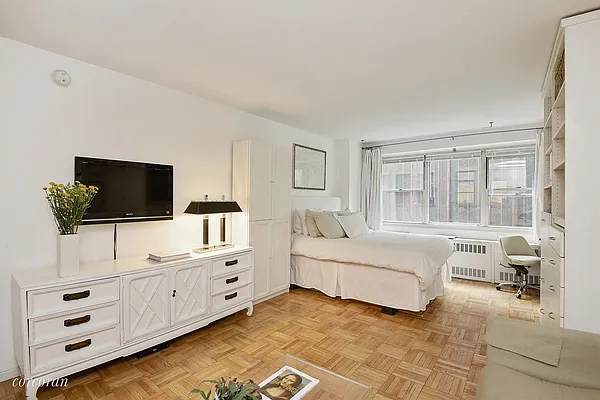 Sold by Corcoran | media 7