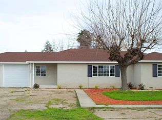 1380 N Alta Ave, Dinuba, CA