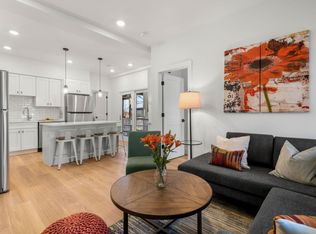 141 Hillside St #2B, Roxbury Crossing, MA 02120