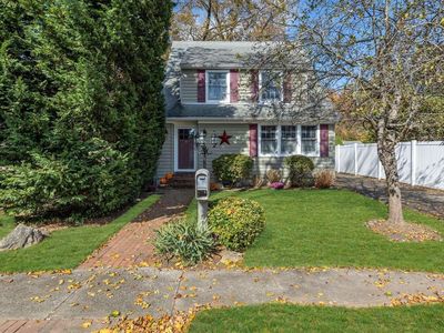 63 Leyden Street, Huntington Station, NY, 11746