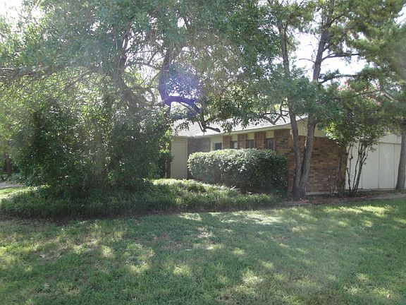 4th image of 1621 Steinburg Ln