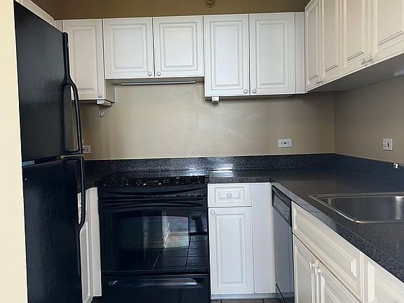 5th image of 3660 N Lake Shore Dr APT 4702