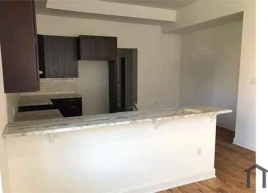 708 Chain St — Photo 4