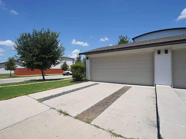 5501 Charles Merle Dr #B — Photo 4