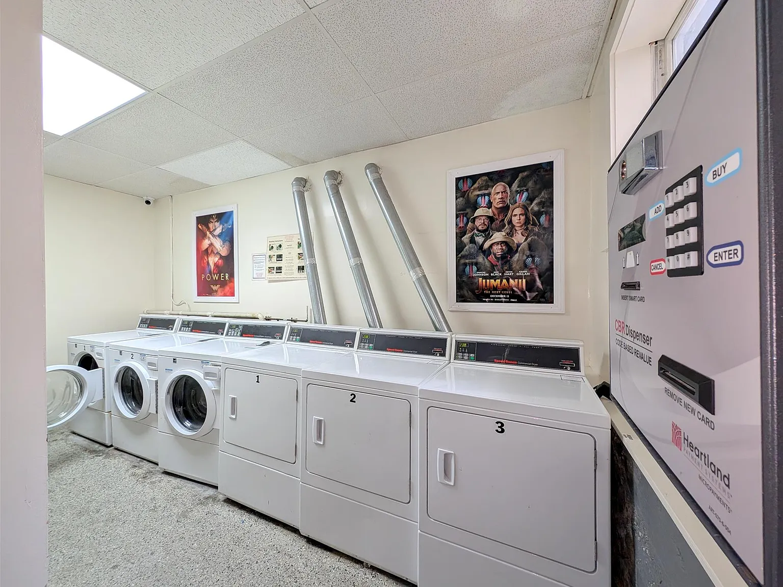 1 bed, 525 sqft, $2,850 — Photo 3
