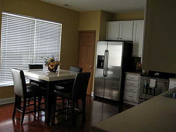 2nd image of 1883 Pinnacle Dr