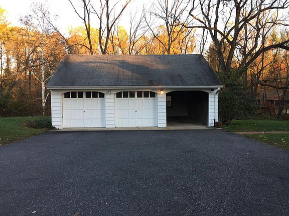Tenants enjoy 2 large garage bays!