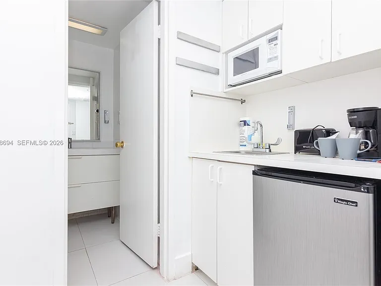 5445 Collins Ave #908 — Photo 15