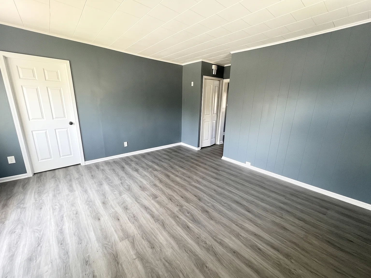 3 bed, 1200 sqft, $1,050 — Photo 2