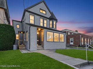 4062 Amboy Rd, Staten Island, NY 10308