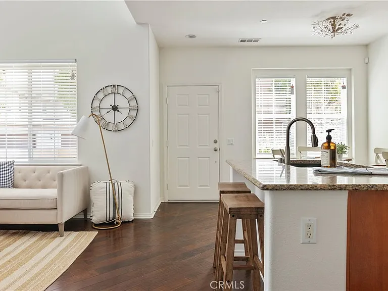 399 W Mountain Holly Ave — Photo 8