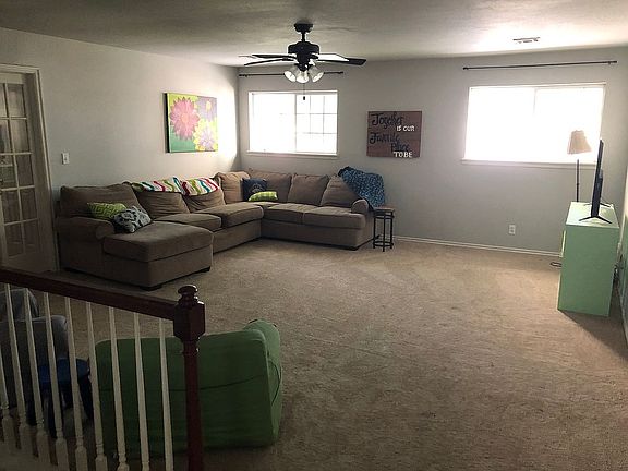 Upstairs family room 
