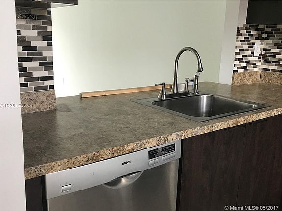 5th image of 10354 NW 11th St #103