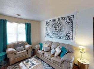 917 Vattier St APT 2, Manhattan, KS 66502