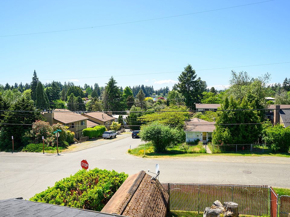 2nd image of 840 SW 154th St #1A