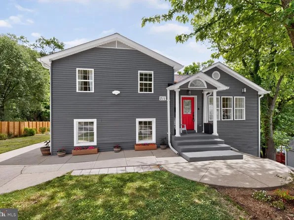 211 Charles St, Rockville, MD 20850