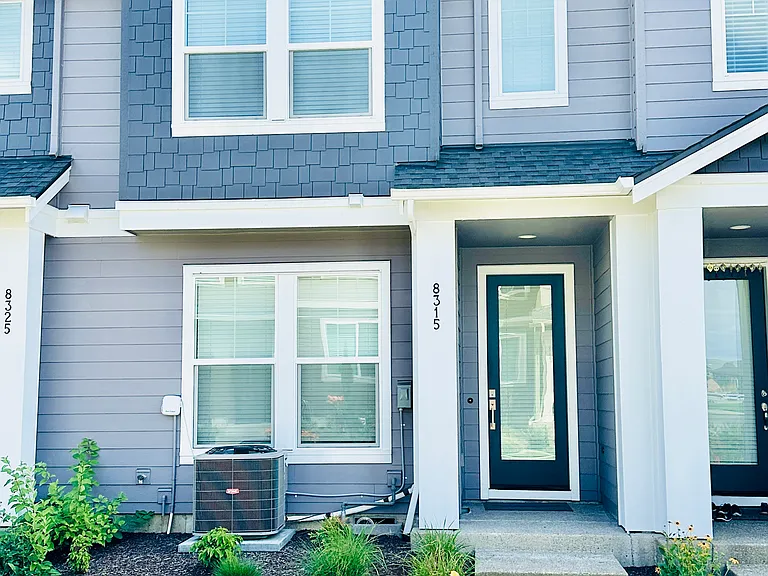 8315 SE Shale Ln — Photo 1
