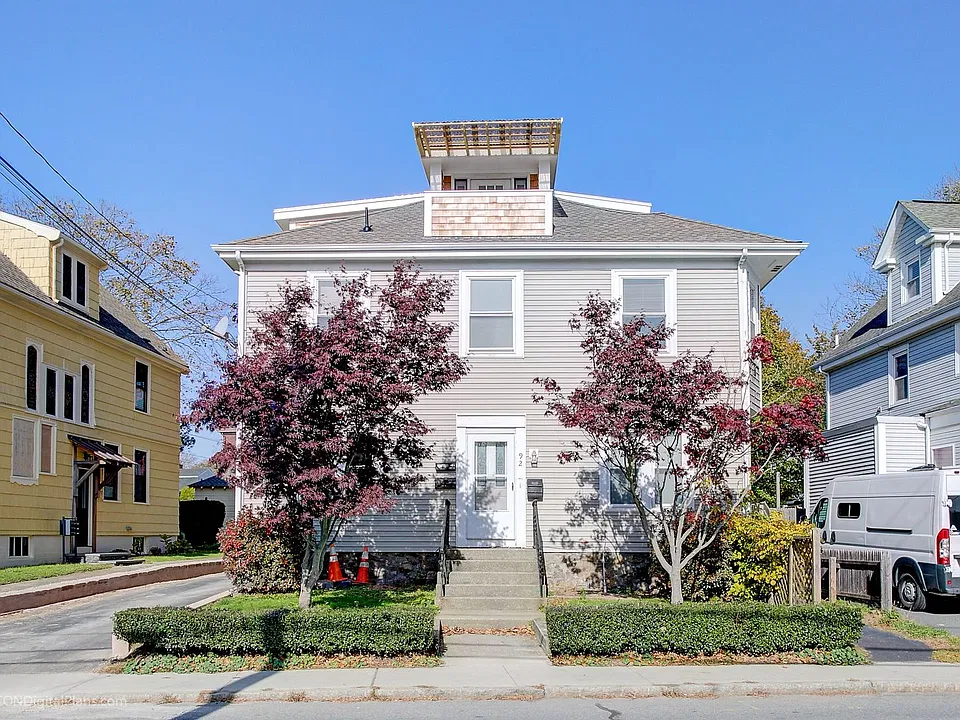 92 Bliss Rd