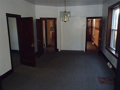 3rd image of 5123 S Sawyer Ave