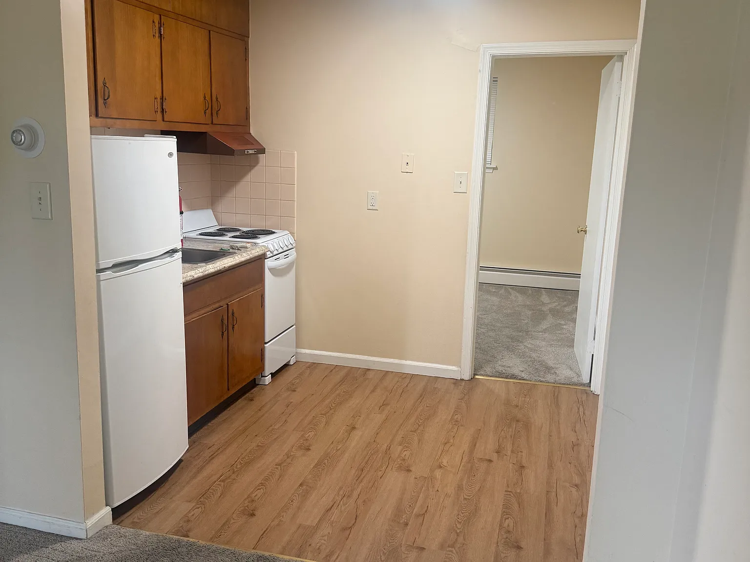 1 bed, $1,300 — Photo 4