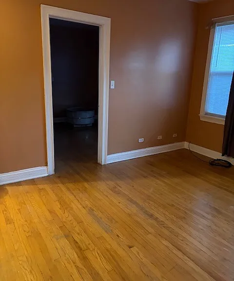 1119 N Harding Ave #1 — Photo 5