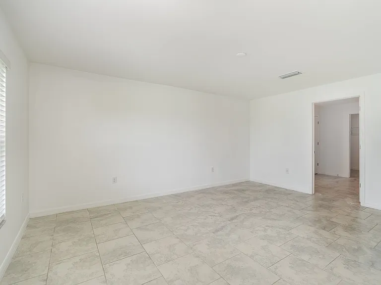 4272 Villa Rapallo Way — Photo 4