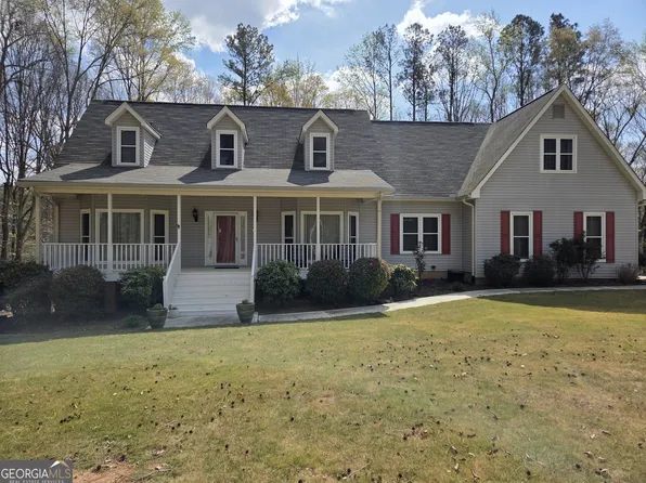 5641 Lanny Dr, Powder Springs, GA 30127