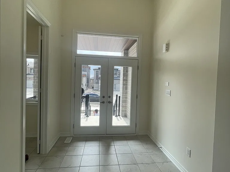 913 Rexton Dr — Photo 42