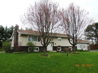 1686 Plaza Dr, Rockford, IL 61108