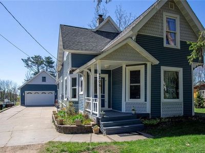 206 Holly Avenue, Elk Mound, WI, 54739
