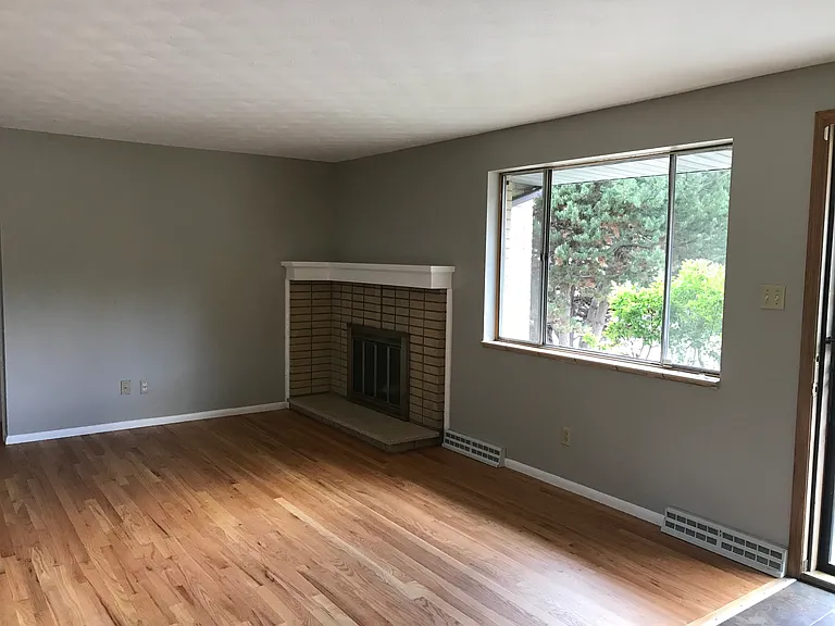 2846 S Joslin Ct — Photo 5